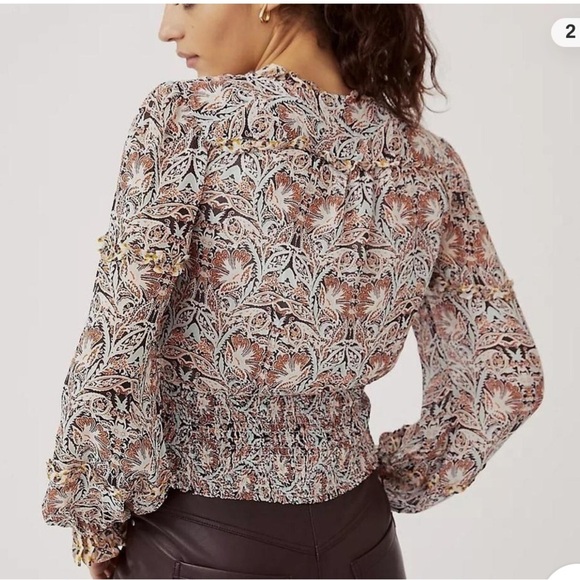 Anthropologie printer ruffle cinch bottom blouse size L - Picture 3 of 6